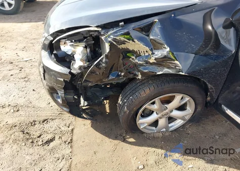 2011 Nissan Rogue Sv z USA, uszkodzony, nr VIN JN8AS5MT1BW182005